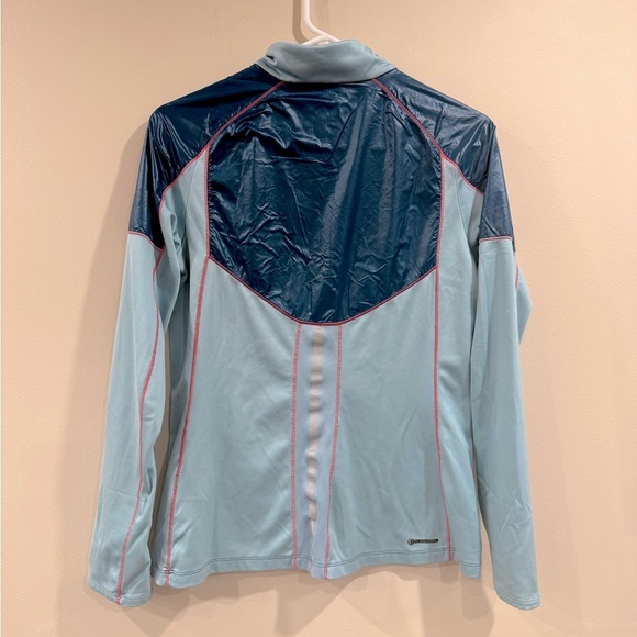 🔥The North Face Isotherm Jacket🔥 - Picture 7 of 7